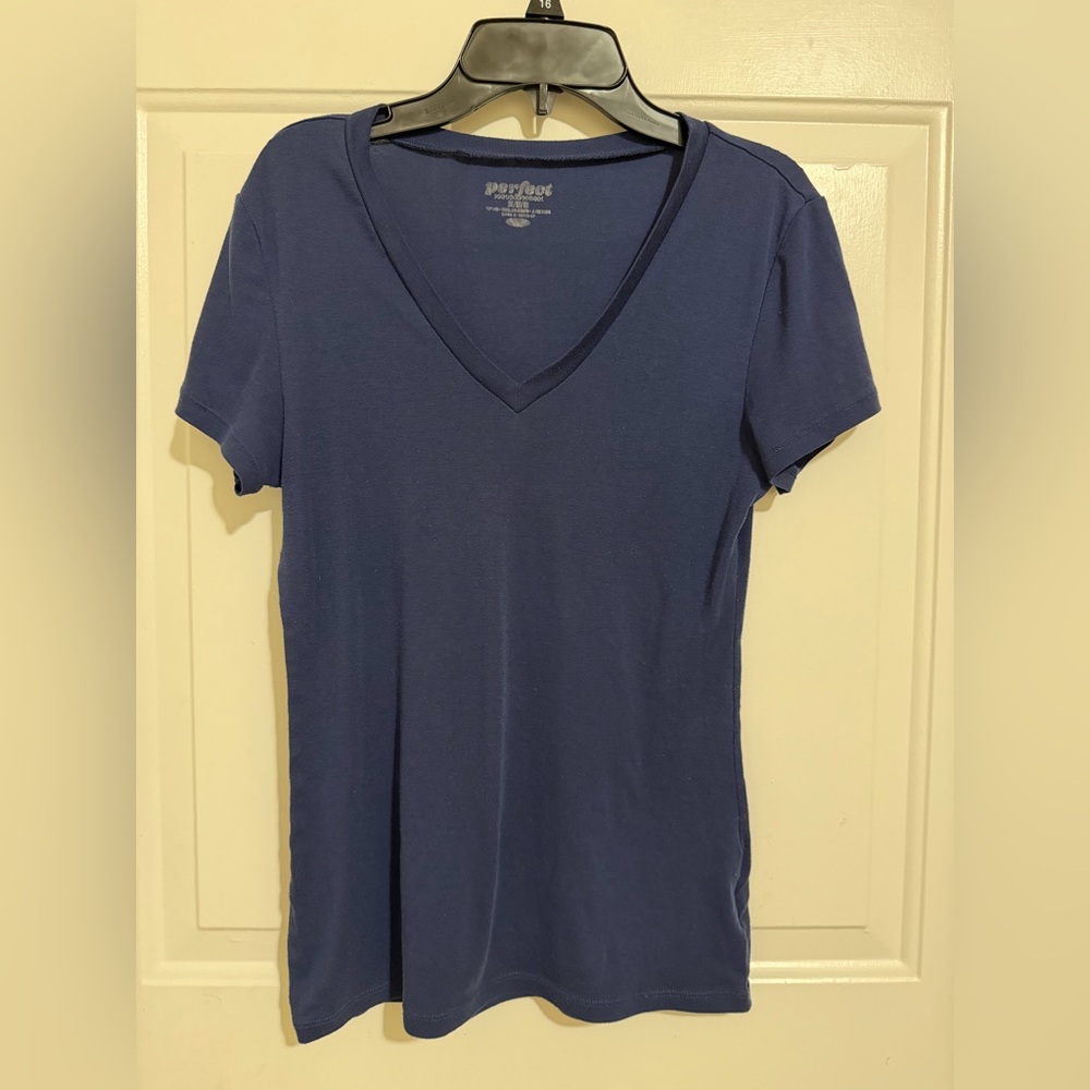 Classic V-Neck Short Sleeve Tee - Navy